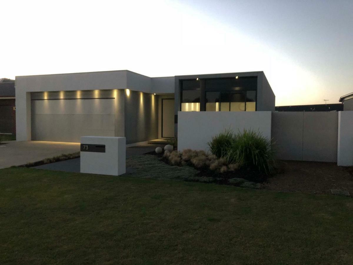 The Sinatra Holiday House - Couples Retreat Mulwala Εξωτερικό φωτογραφία