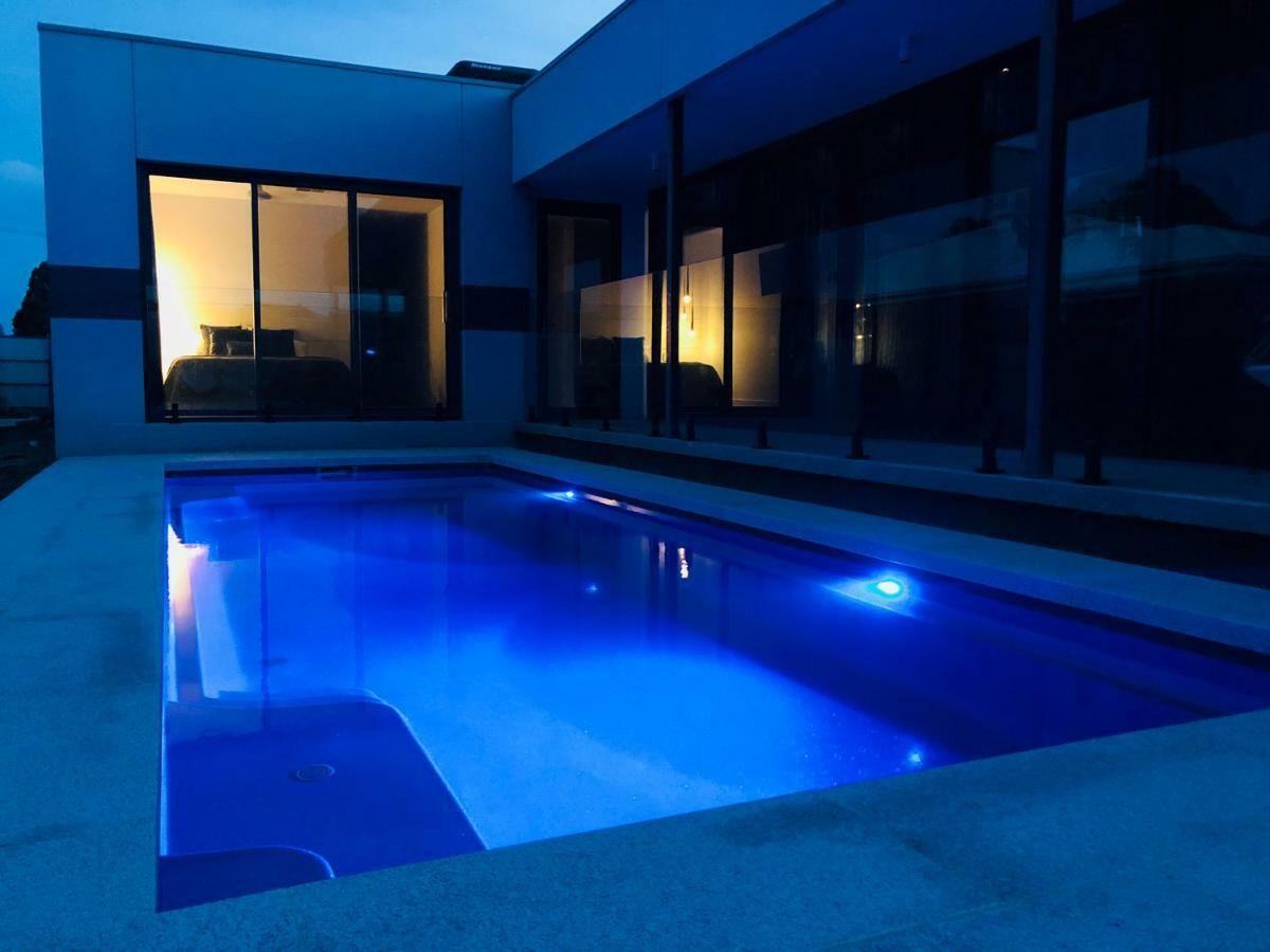 The Sinatra Holiday House - Couples Retreat Mulwala Εξωτερικό φωτογραφία