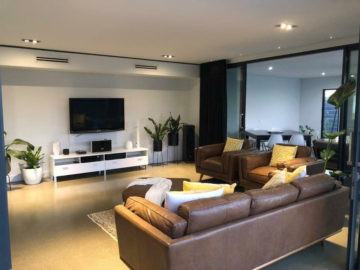 The Sinatra Holiday House - Couples Retreat Mulwala Εξωτερικό φωτογραφία